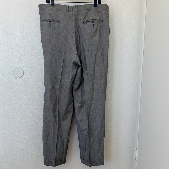 Hickey-Freeman wool houndstooth suit size 44R - Picture 4 of 13